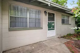 6006 Axelrod Rd, Tampa, FL 33634 - Photo 2