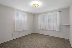 6006 Axelrod Rd, Tampa, FL 33634 - Photo 18