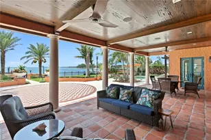 501 Brightwaters Blvd NE, Saint Petersburg, FL 33704 - Photo 8