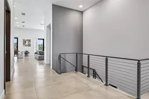 131 Forest Hills Dr, Redington Shores, FL 33708 - Photo 4
