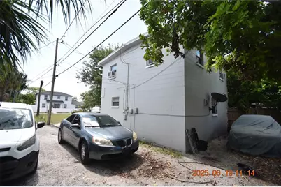 1909 13th Avenue S #A, Saint Petersburg, FL 33712 - Photo 2