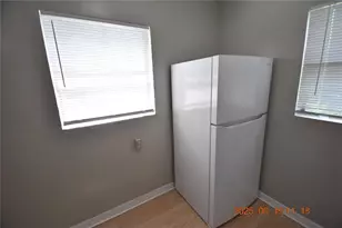 1909 13th Ave S, Saint Petersburg, FL 33712 - Photo 14