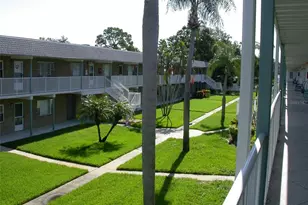 5217 81st St N, Saint Petersburg, FL 33709 - Photo 18