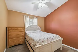 5908 Mohr Rd, Tampa, FL 33615 - Photo 6