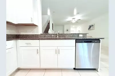 30798 Veridian Way, Wesley Chapel, FL 33543 - Photo 12