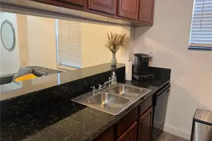 203 S Westland Ave, Tampa, FL 33606 - Photo 6