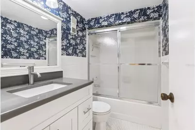 1 Key Capri #302E, Treasure Island, FL 33706 - Photo 18