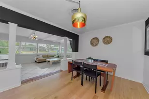 201 78th Ave N, Saint Petersburg, FL 33702 - Photo 12