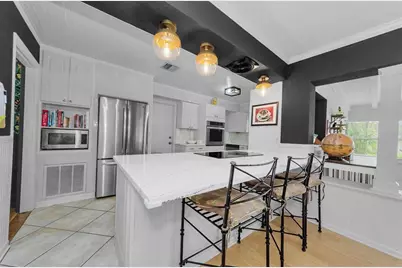 201 78th Avenue N, Saint Petersburg, FL 33702 - Photo 6