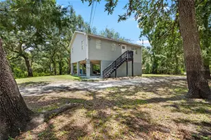 34147 Ringwalt Dr, Ridge Manor, FL 33523 - Photo 4