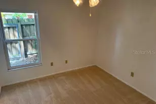 1922 Blue Sage Ct, Brandon, FL 33511 - Photo 22