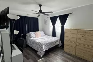 2509 Thornbrook Pl, Tampa, FL 33618 - Photo 24