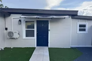 2509 Thornbrook Pl, Tampa, FL 33618 - Photo 8