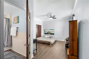 215 Central Ave, Saint Petersburg, FL 33701 - Photo 16