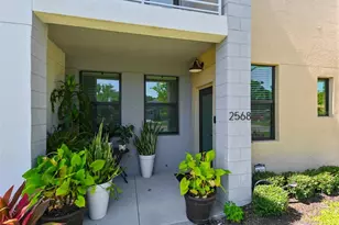 2568 13th Ave N, Saint Petersburg, FL 33713 - Photo 2