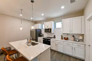 2568 13th Ave N, Saint Petersburg, FL 33713 - Photo 8