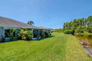 717 Manchester Woods Dr, Sun City Center, FL 33573 - Photo 32