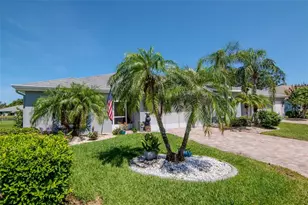717 Manchester Woods Dr, Sun City Center, FL 33573 - Photo 4