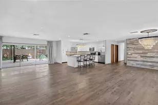 3011 Lake Ellen Dr, Tampa, FL 33618 - Photo 20