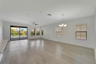 7408 Sungold Meadow Ct, Apollo Beach, FL 33572 - Photo 4