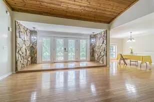 18110 30th St, Lutz, FL 33559 - Photo 2