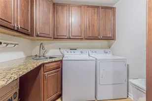 18110 30th St, Lutz, FL 33559 - Photo 12