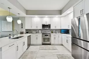 415 Island Way, Clearwater Beach, FL 33767 - Photo 12