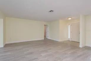 5008 Glenn Dr, New Port Richey, FL 34652 - Photo 12