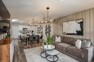 3734 King Hill Dr, Haines City, FL 33844 - Photo 10