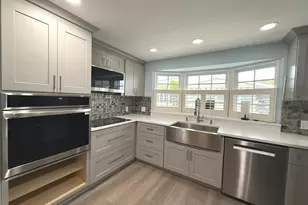 725 Sugar Palm St, Largo, FL 33778 - Photo 18