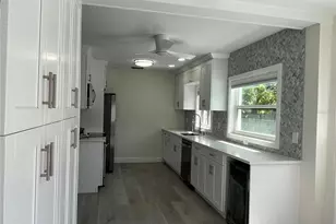 3719 Alabama Ave NE, Saint Petersburg, FL 33703 - Photo 12