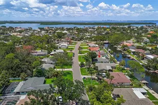 5285 Dover St NE, Saint Petersburg, FL 33703 - Photo 26