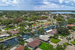 5285 Dover St NE, Saint Petersburg, FL 33703 - Photo 30