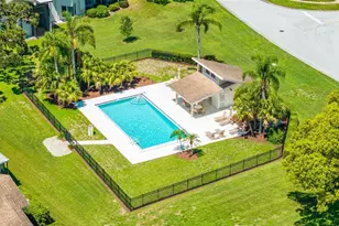 498 Lakeview Dr, Palm Harbor, FL 34683 - Photo 28