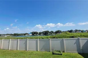 915 Culbreath Grn Ct, Ruskin, FL 33570 - Photo 20