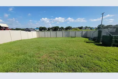 915 Culbreath Green Court, Ruskin, FL 33570 - Photo 18