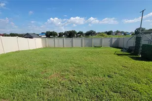 915 Culbreath Grn Ct, Ruskin, FL 33570 - Photo 18