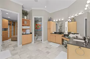 7815 9th Ave S, Saint Petersburg, FL 33707 - Photo 26