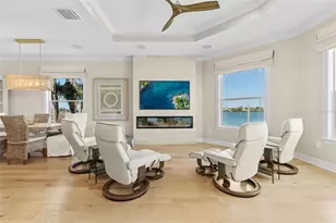 7815 9th Ave S, Saint Petersburg, FL 33707 - Photo 10