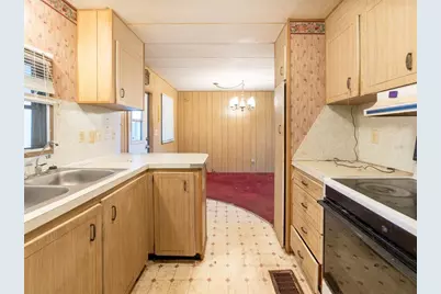 3753 Muller Drive, Zephyrhills, FL 33540 - Photo 8