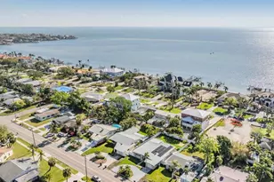 4015 Overlook Dr NE, Saint Petersburg, FL 33703 - Photo 42