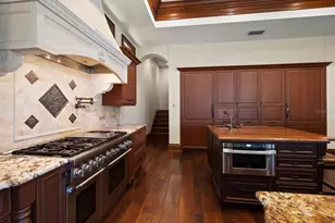 10930 Spring St, Largo, FL 33774 - Photo 20