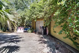 6924 Valrie Ln, Riverview, FL 33569 - Photo 4