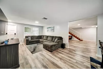 1305 Willow Valley Drive, Brandon, FL 33510 - Photo 8