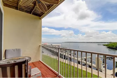 163 Brent Circle, Oldsmar, FL 34677 - Photo 6