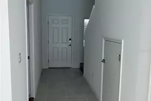 34142 Polacca Ln, Wesley Chapel, FL 33543 - Photo 8