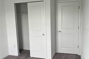 34142 Polacca Ln, Wesley Chapel, FL 33543 - Photo 12