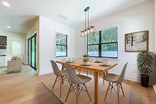 1015 W Charter St, Tampa, FL 33602 - Photo 4