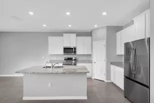 16972 Oval Rum Dr, Wimauma, FL 33598 - Photo 8