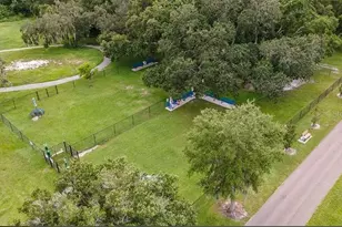 201 Bedford St, Sun City Center, FL 33573 - Photo 36